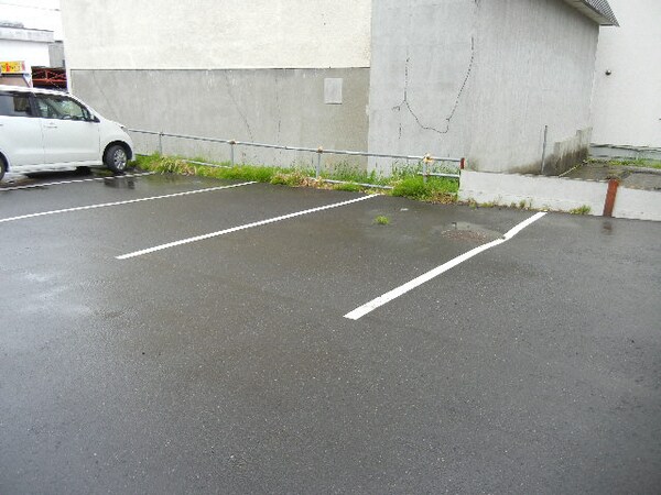 駐車場(駐車場)