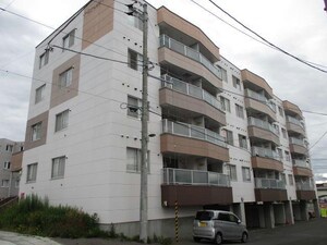 イーストリッチ7.4外観写真