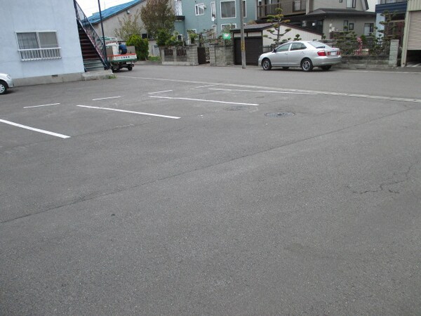 駐車場(駐車場)