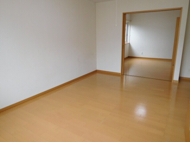 物件内観写真7　(居間)