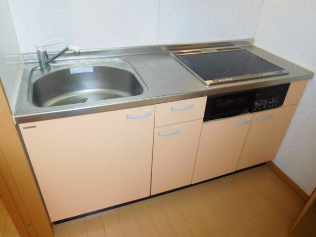 物件内観写真8　(キッチン)