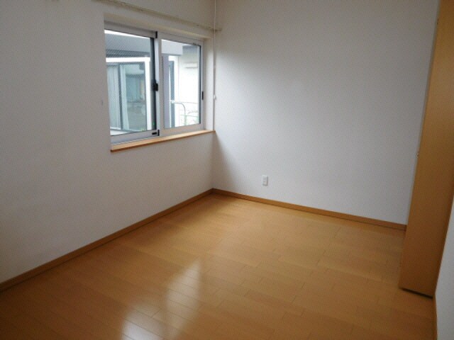 物件内観写真10　(洋室)