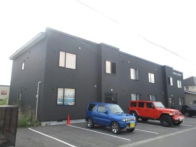 WING COURT
