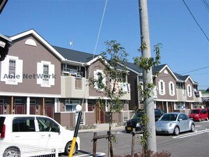 メゾン　ラフィーネⅠ番館・Ⅱ番館外観写真