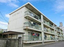 名鉄西尾線 西尾駅 3階建 築46年の外観写真