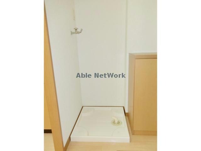 物件内観写真15　(洗濯機置場)