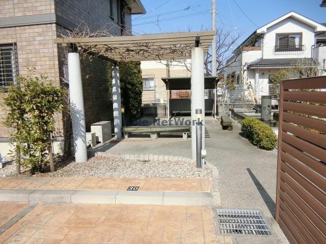 物件外観写真5　(A)