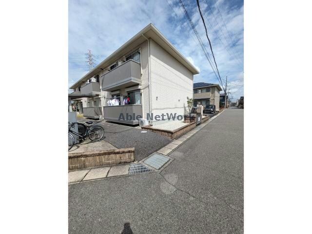 物件外観写真3　(A.B)