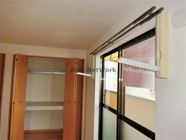 物件内観写真24　(室内物干)