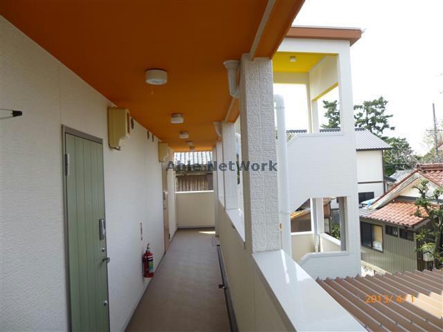 物件外観写真8　(通路)