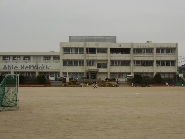 碧南市立棚尾小学校