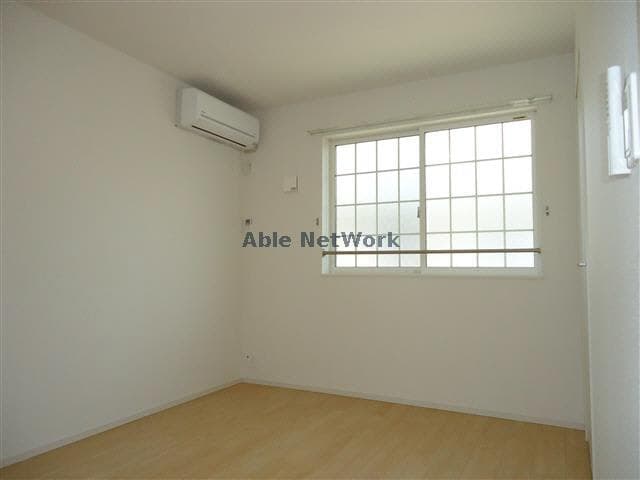 物件内観写真9　(洋間)