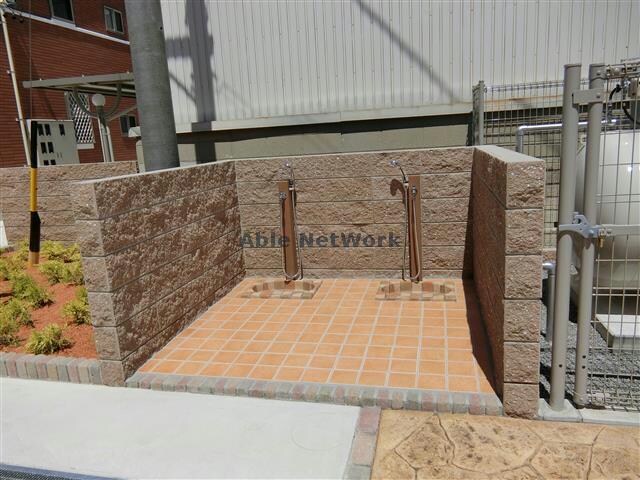 物件外観写真6　(ペット足洗い場)