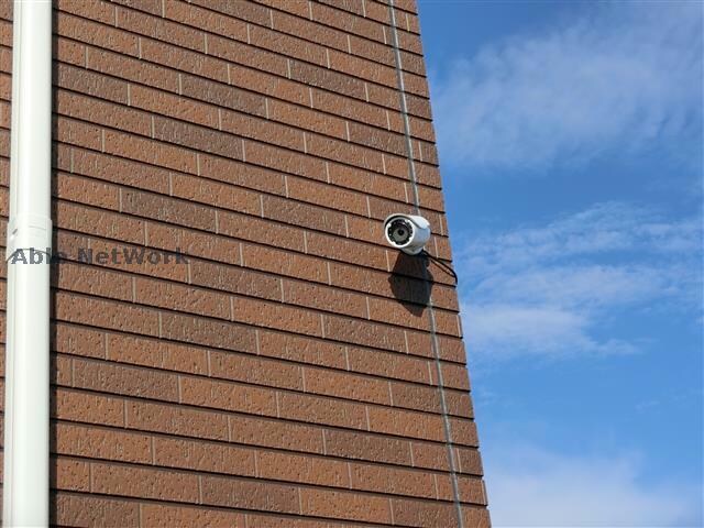 物件外観写真7　(防犯カメラ)