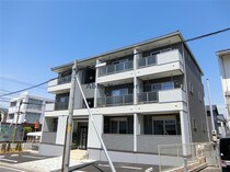 東海道本線 相見駅 3階建 築5年の外観写真