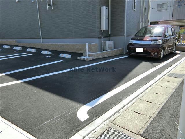 物件外観写真5　(縦列)