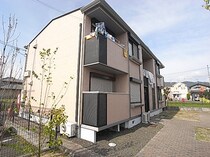 大和路線・関西本線 加茂駅 2階建 築27年の外観写真