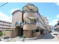 近鉄難波線・奈良線 新大宮駅 5階建 築28年の外観写真