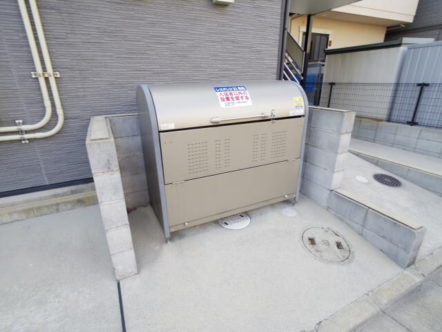 物件外観写真10　(ゴミ置き場)