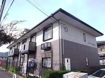 大和路線・関西本線 加茂駅 2階建 築27年の外観写真