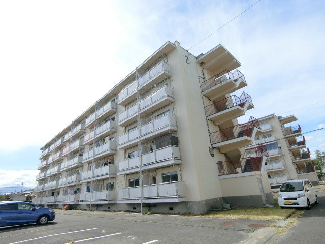 ビレッジハウス坂部ヶ丘４号棟