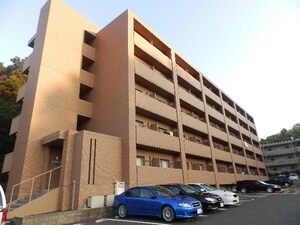 ラフレシール山城外観写真