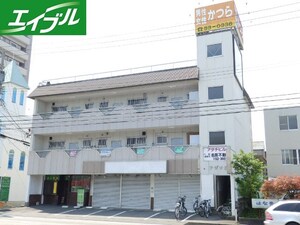 アダチビル外観写真
