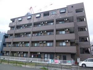 プルーリオン９８外観写真
