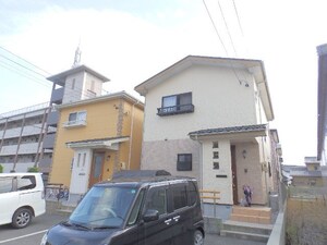 リースホーム別名2外観写真