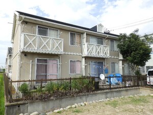六呂見コーポラス　B棟外観写真