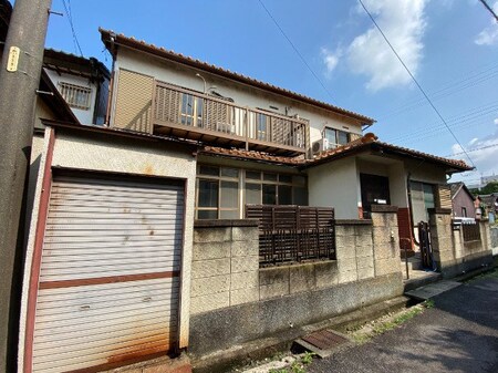 稲葉町一戸建て外観写真