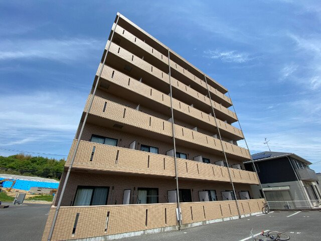 ラ・テラ垂坂