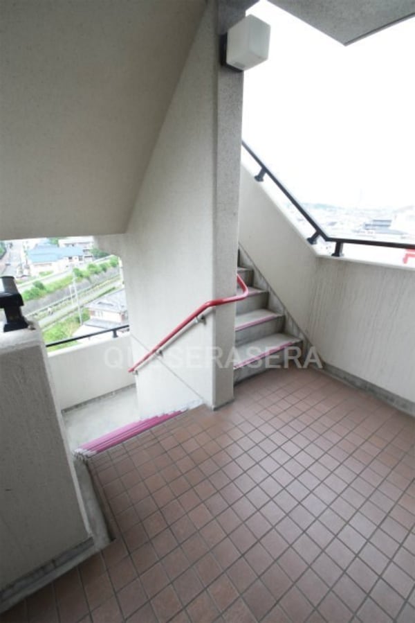 敷地内/建物