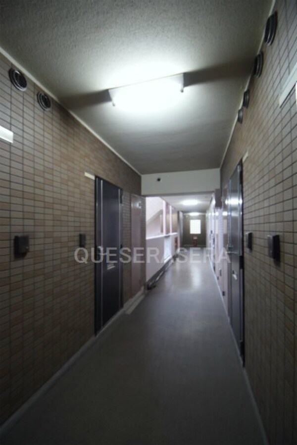 敷地内/建物