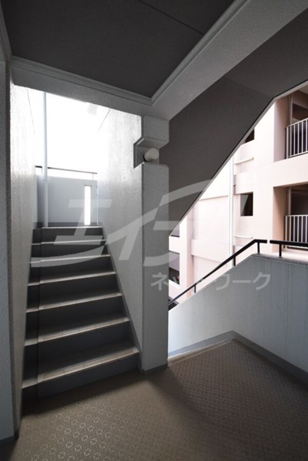 敷地内/建物