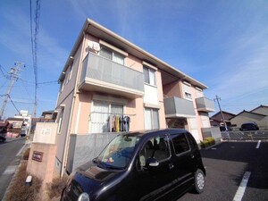 ミカーサ伊倉外観写真