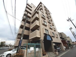 丸美ロイヤル北浜田外観写真