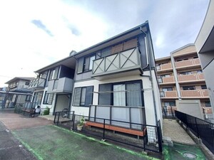 エクレール日永Ｂ棟外観写真