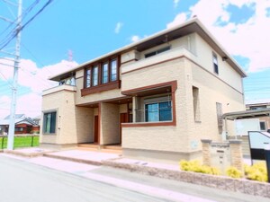 カーザ　ソル　レヴェンテ　Ａ棟外観写真