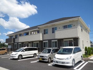 グリース　Ｂ棟外観写真