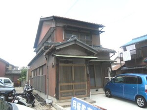 東富田町貸家外観写真