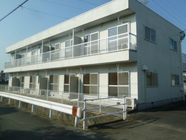 サンハイツ