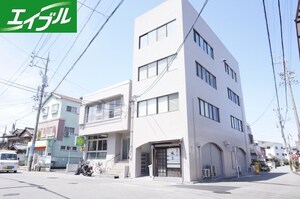 ナカザワビル外観写真