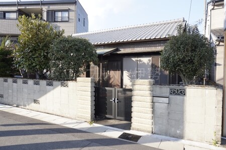 二俣バス停前貸家外観写真