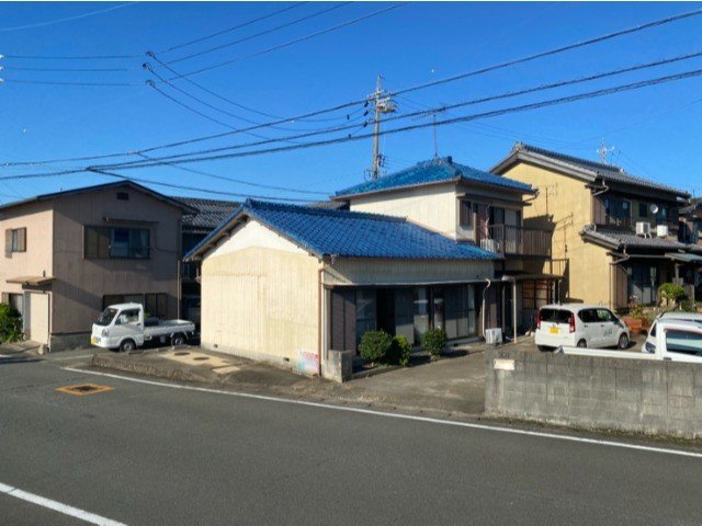 海岸通りの貸家