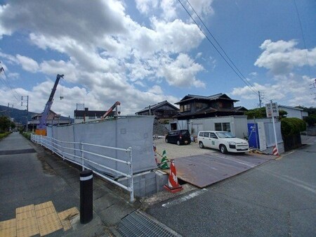 伊勢市楠部町　里中マンション外観写真
