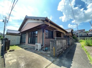 小古曽4DK平屋外観写真