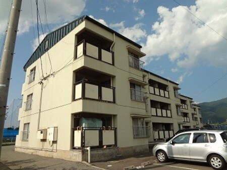 サンフラワーコーポ2号棟外観写真