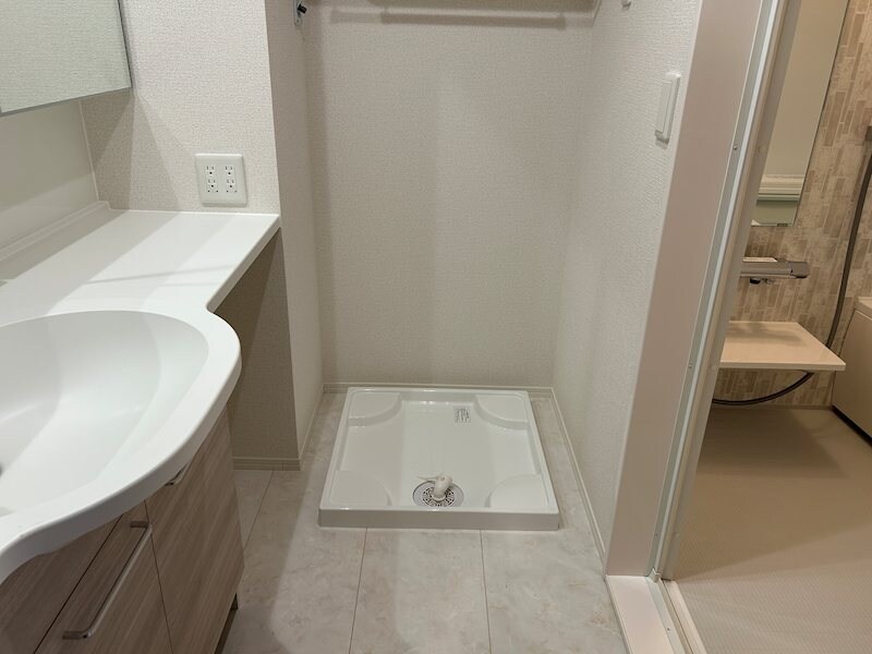 物件内観写真15　(洗濯機設置スペース)