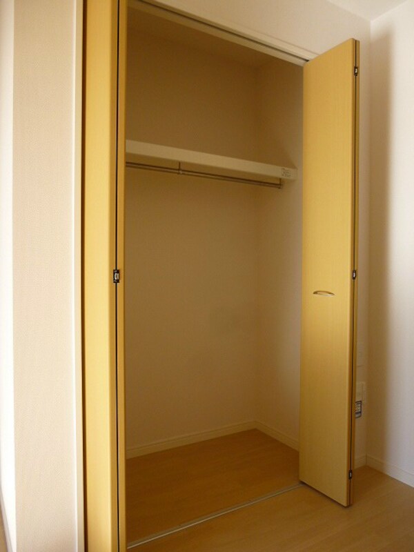 収納(写真は別号室です)
